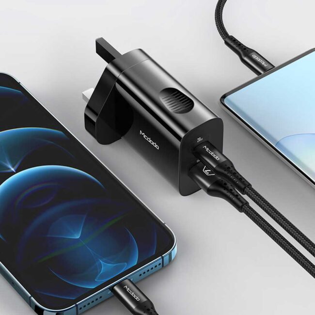 Mcdodo CH-8401 Tesla Series 20W PD+QC Charger (UK plug)