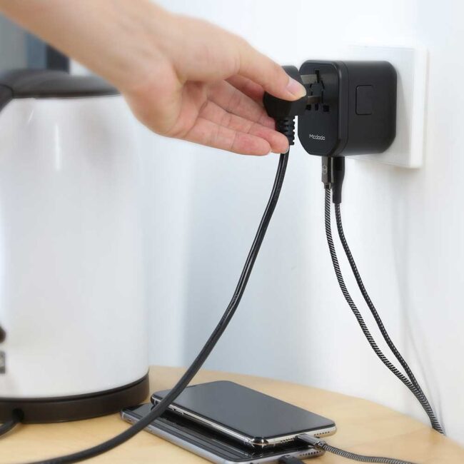 Mcdodo CP-6780 PD + QC3.0 Universal Travel Charger
